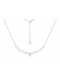 Collar con fila de perlas redondas y una circonita blanca. Collar de plata de Nube Jewels.