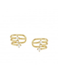 Manguito de la oreja con tres circonitas blancas y redondas. Ear cuff de plata con baño de oro de Nube Jewels.