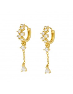Pendientes aros de plata con circonita blanca y una cadena fina. Pendientes de plata con baño de oro de Nube Jewels.