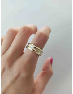 Anillo muy grueso y ancho. Anillo de plata con baño de oro, liso. 2