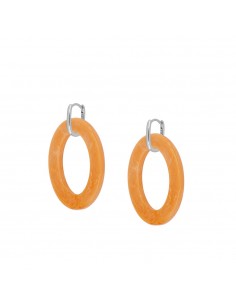 Aros medianos con un colgante en forma de óvalo muy grande. Pendientes de plata de Nube Jewels.
