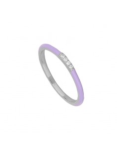 Anillo fino con enamel lila y cuatro circonitas blancas redondas. Anillo de plata de Nube Jewels.