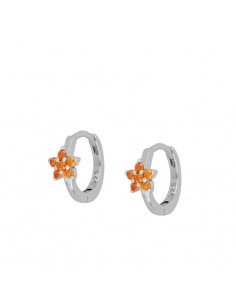 Pendientes aros con un flor de circonitas naranja. Pendientes hechos de plata de Nube Jewels.
